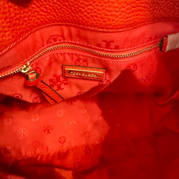 Tory Burch Vibrant Red Shoulder Bag - Picture 8 of 11